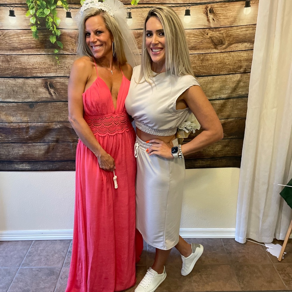 Women's Tan Skirt Set
